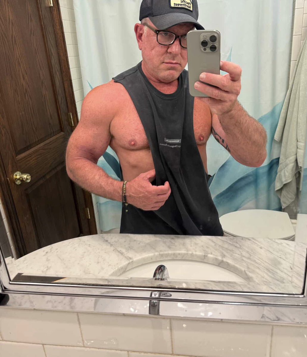 Thom Karlton | Muscle Dad tweet media