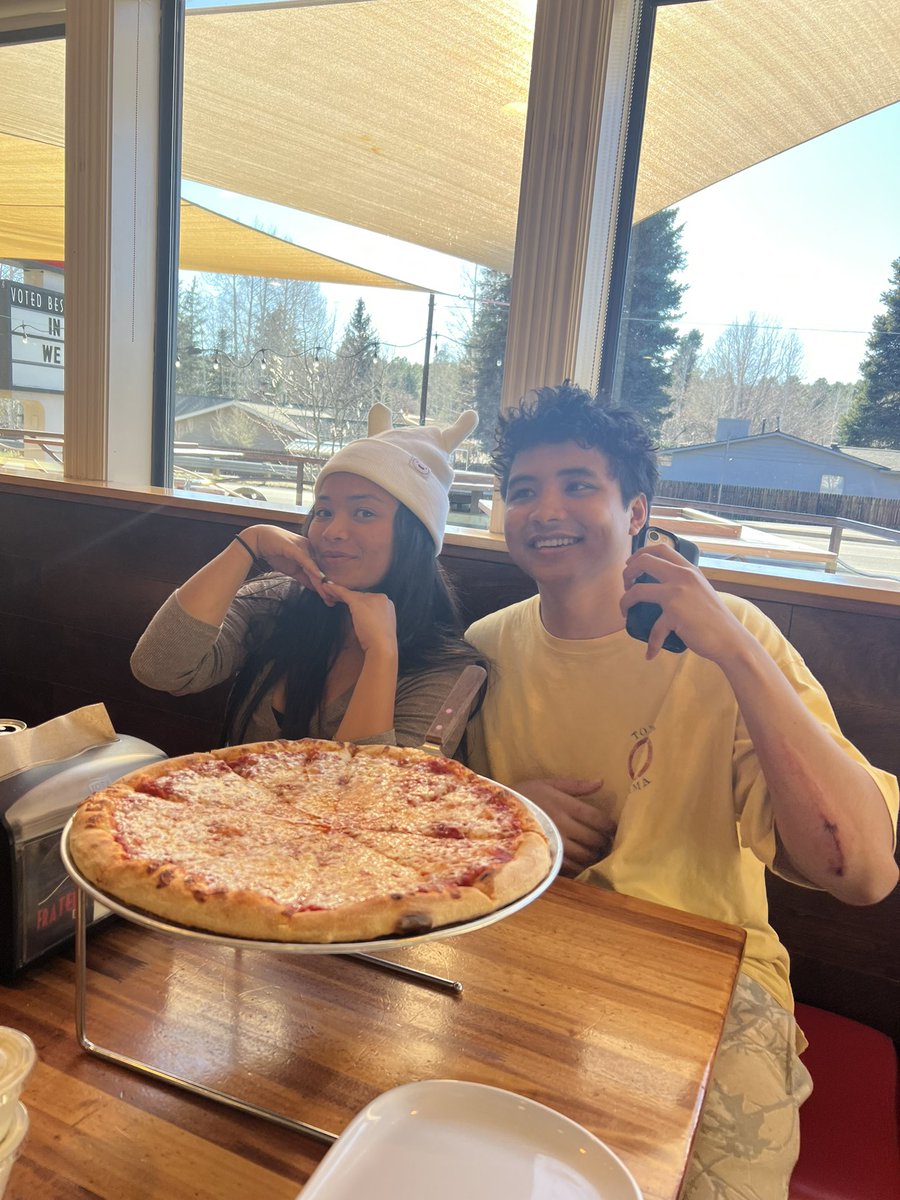 Andre / CUBSKi tweet media