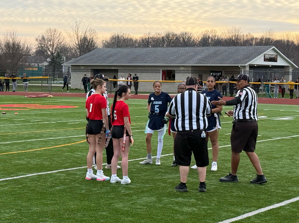 London High School Athletics tweet media