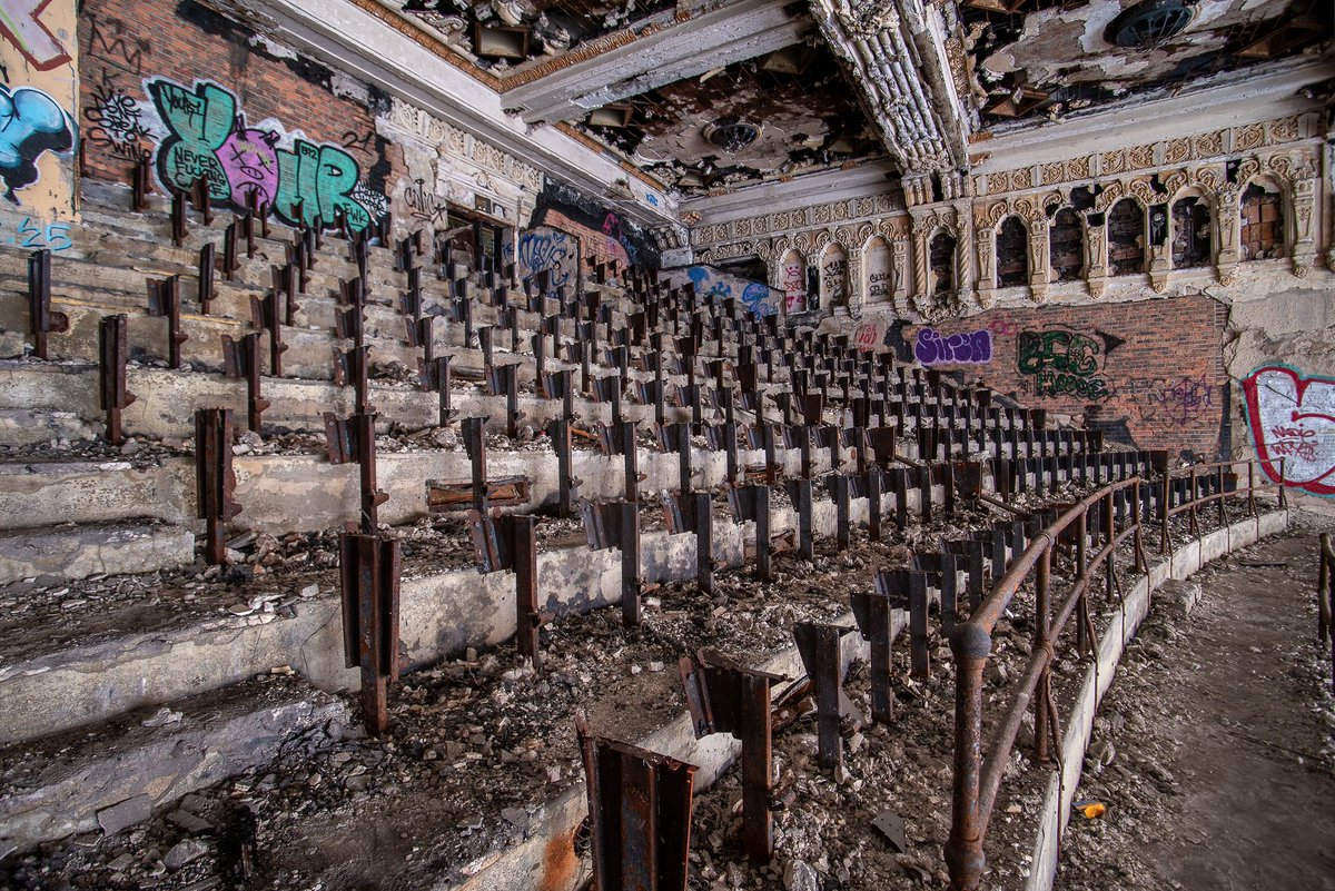 Detroit Crumbling Images from the innards of a crumbling and abandoned Detroit, Michigan ...