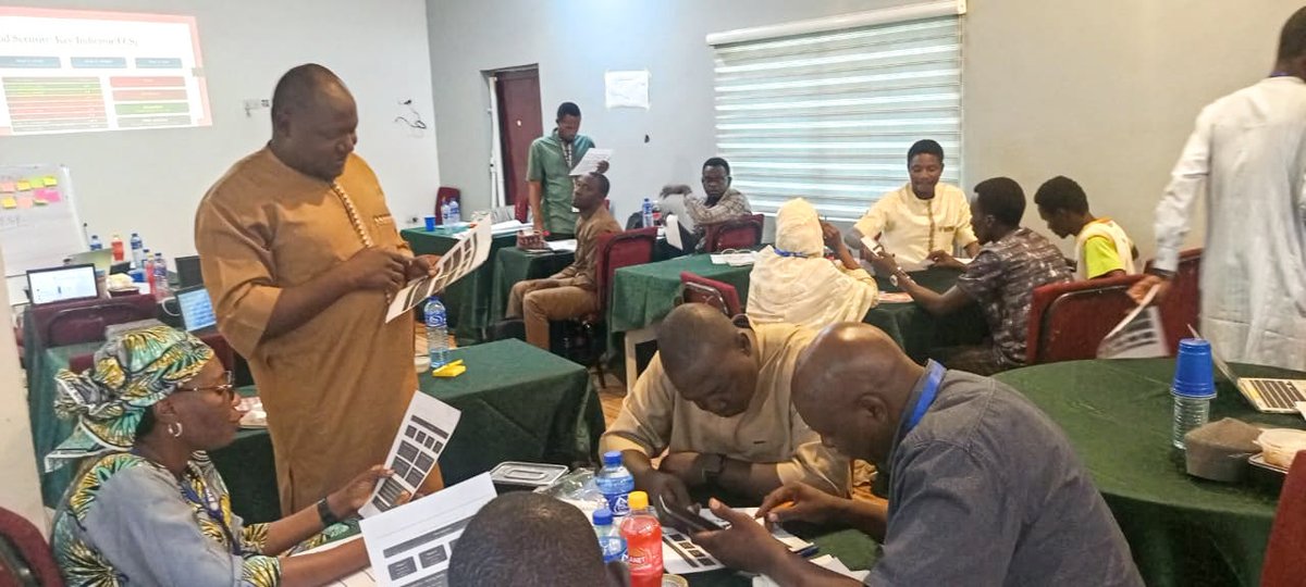 EynProjects's tweet photo. Our FSL team from Damasak &amp; Kaga LGAs gathered in Maiduguri for a capacity-building training to strengthen technical &amp; operational skills.
Focus areas: food security analysis, market assessments, CVA, livelihood programming, safeguarding, fraud prevention &amp; report writing. https://t.co/A0QisMQa8P