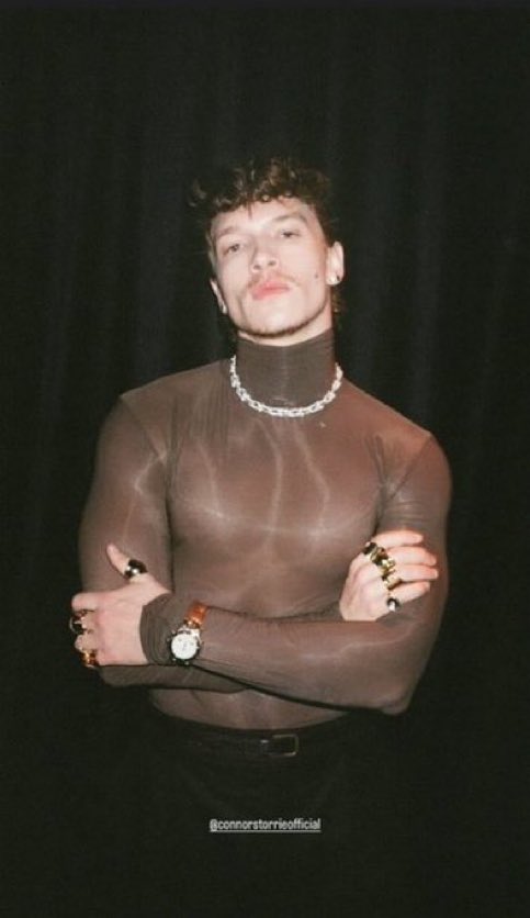 Mac #StorrieTime tweet media