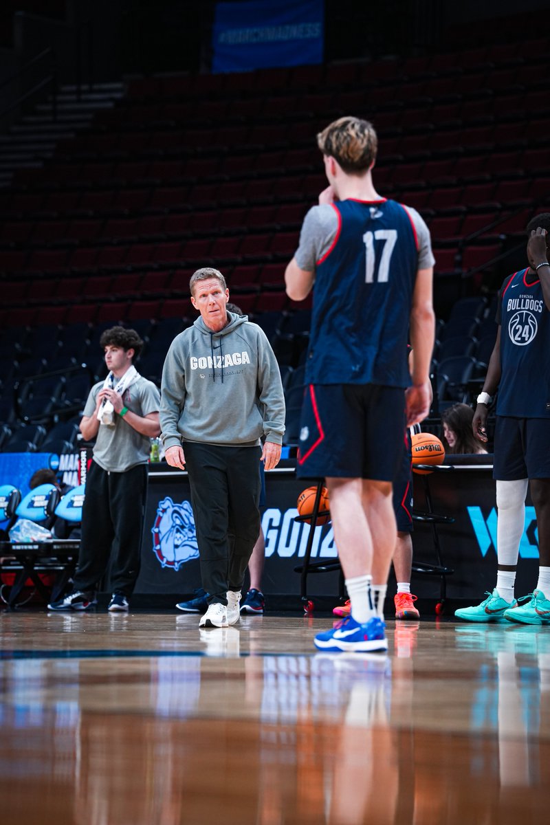 Gonzaga Basketball tweet media