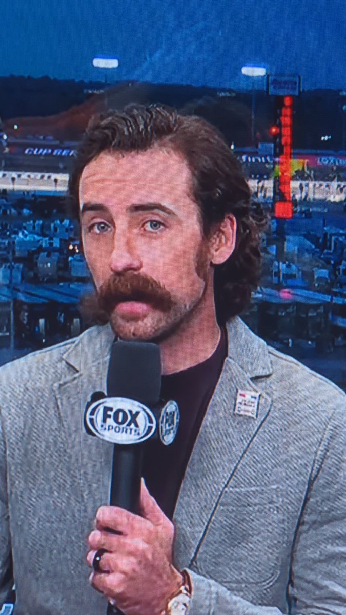 DISONE YAHDOG tweet media