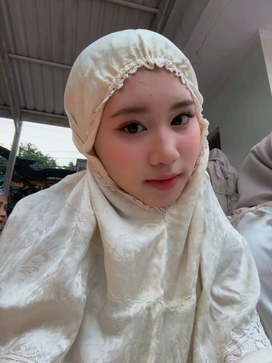 Alya Amanda tweet media