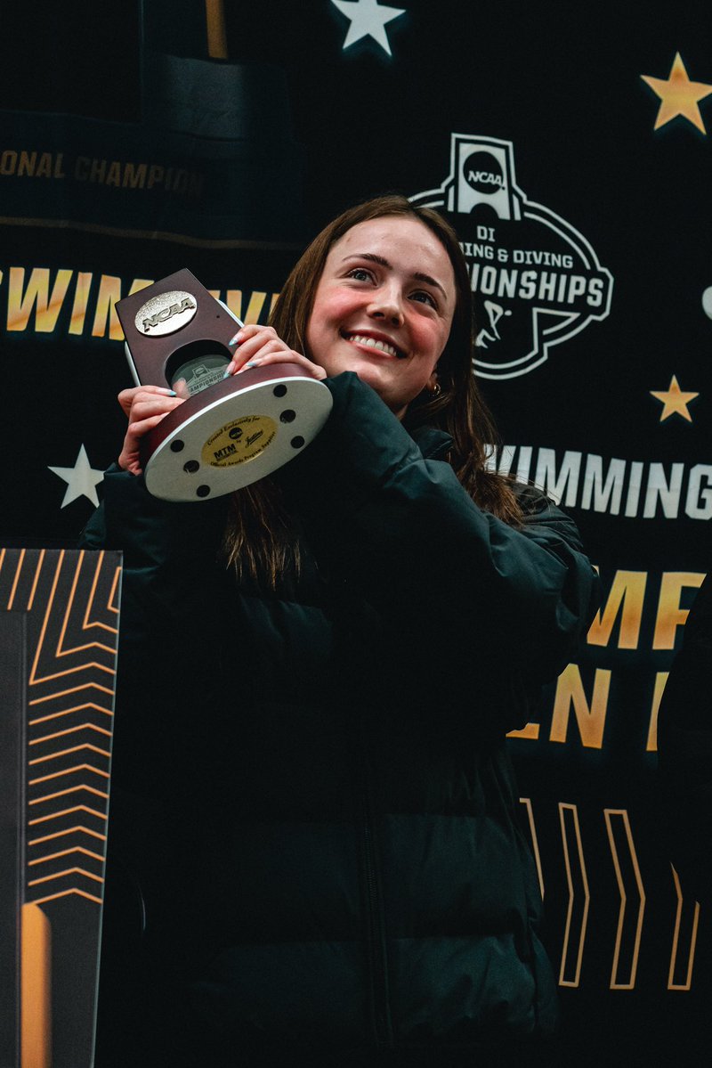 Wisconsin Swimming & Diving tweet media