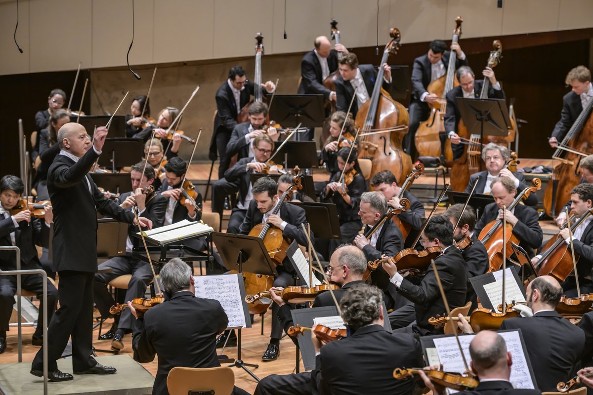 LIVEENカルチャーニュース tweet media