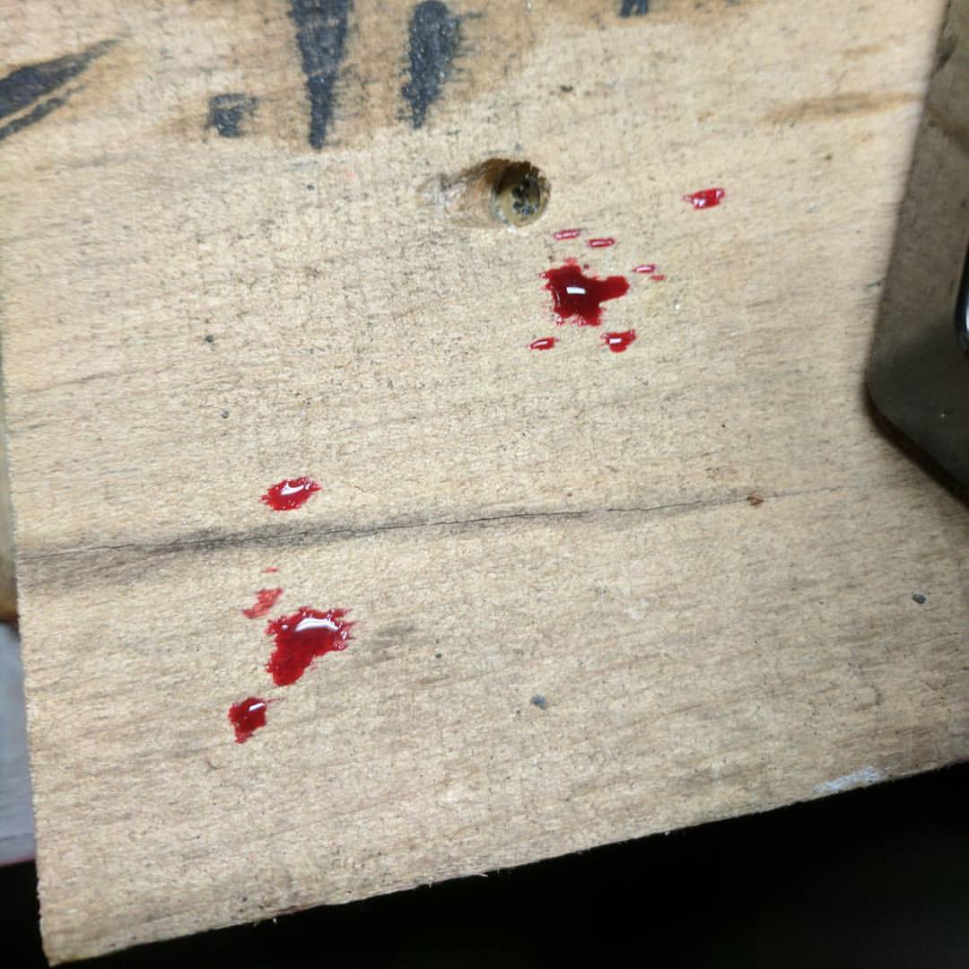 piecemakerglass's tweet photo. Merely a flesh wound. #piecemakerglass
#glassofig #glassart #heady #glassporn #headyart #glassforsale #boro #dabs #glass #dabbersdaily #topshelflife #thousanddollarsmoke #highsociety #weshouldsmoke #pendantsofig #shatter #highendglass #glasslife #cannabiscommunity #errl #wfayo https://t.co/aYXJ0iG4md