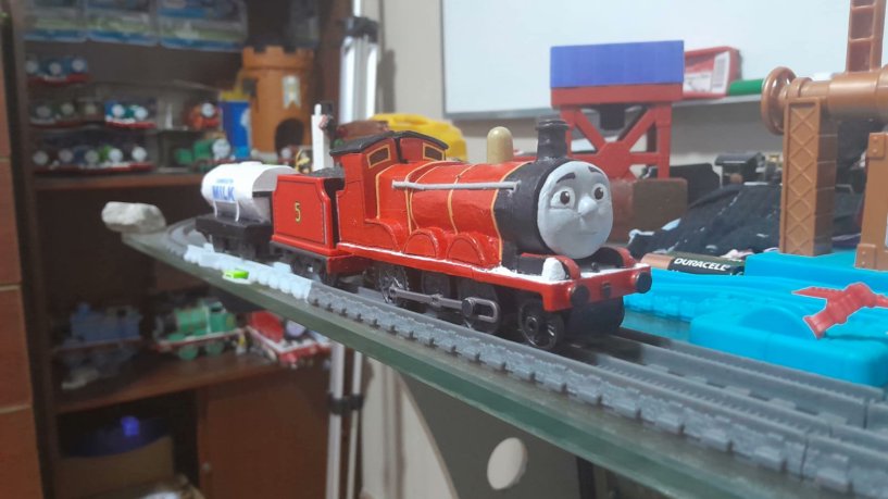 leoisbored tweet media