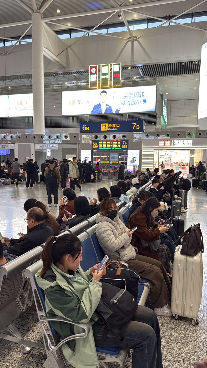 V_hunGry_Indian tweet media