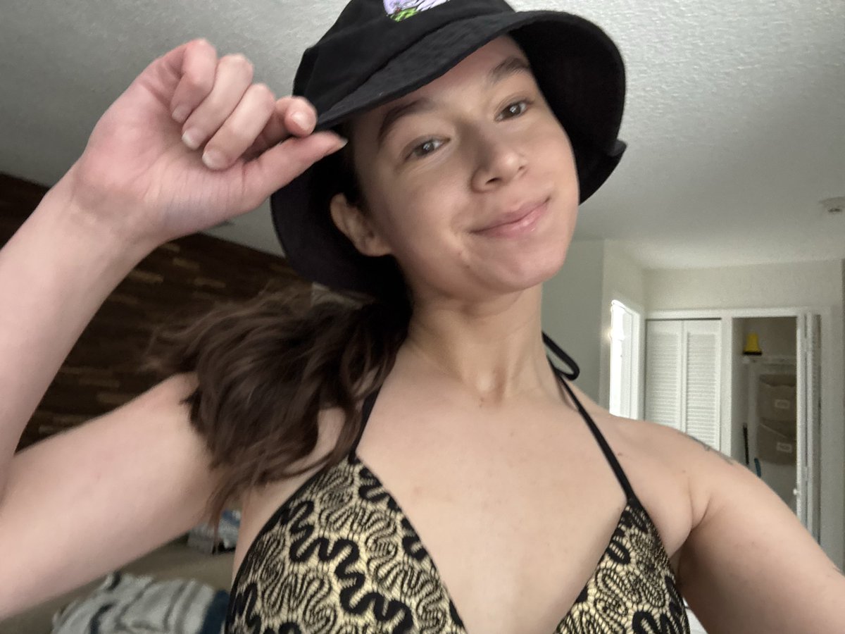 Yader/Darth Jader tweet media