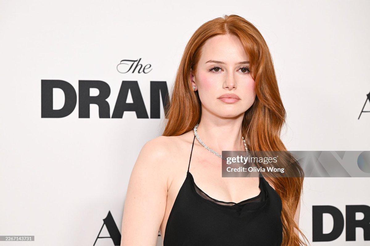Madelaine Petsch UK tweet media