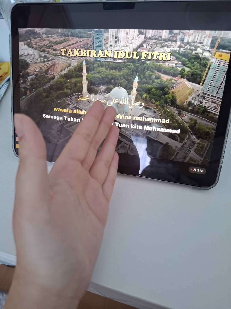 Harukasa Gunawan Nunut Queenzy von Clariidae tweet media