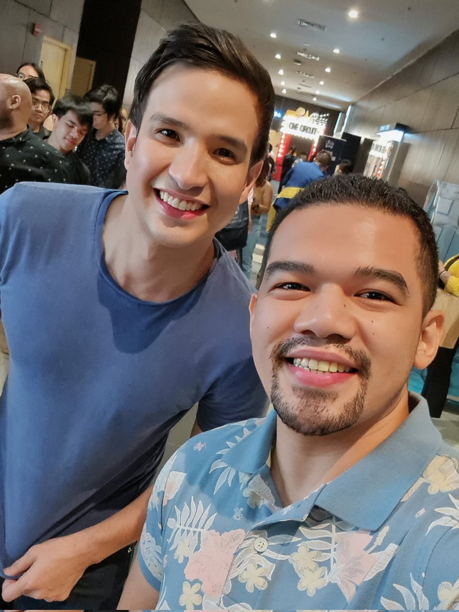 pauloMDtweets's tweet photo. ✨️Happy Birthday 🥂 to this beautiful person, inside and out. And a very talented actor &amp; singer. Wishing you all the best! Always here to support you @Markkistroem huuuugs! 🌻🍀😘 *see you around 😘🥰 https://t.co/LGFUVGTbOM