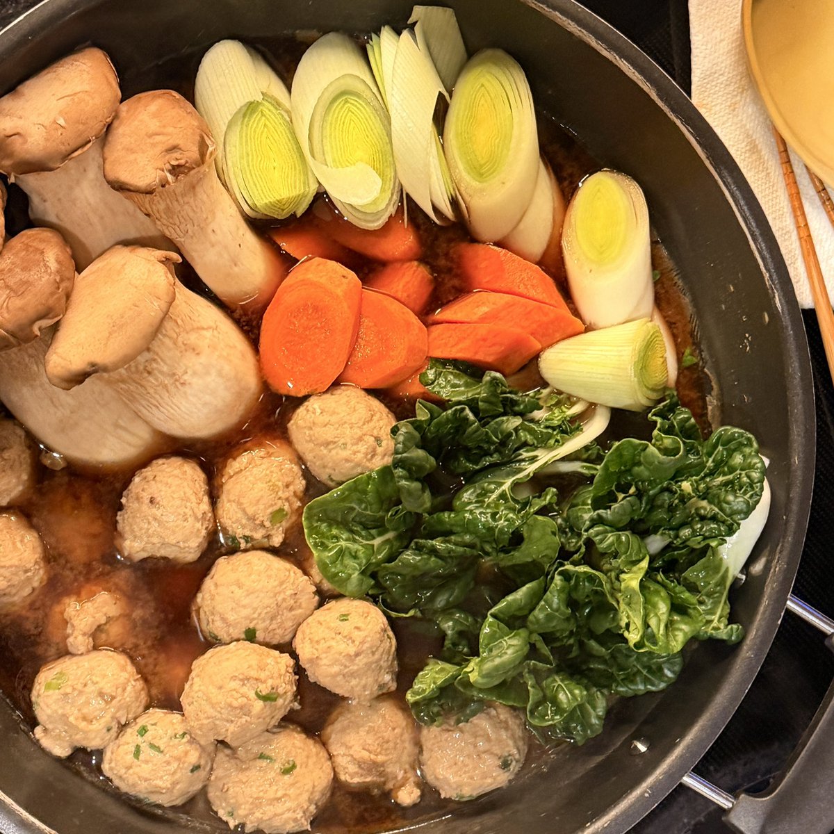 goopy 🐇 ₊˚⊹ tweet media