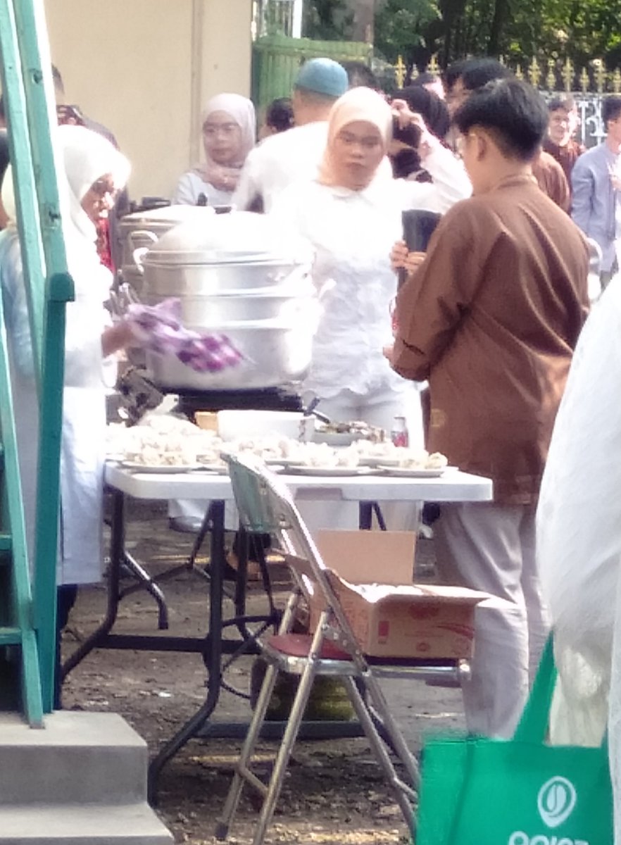 Ambu Dian tweet media