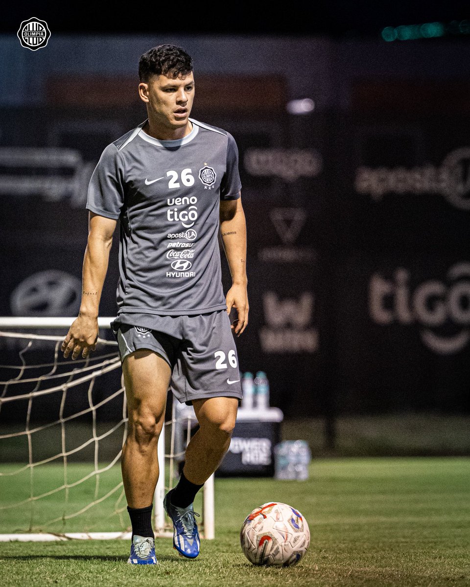 Club Olimpia tweet media