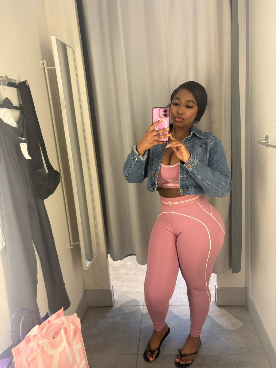 gianahmuse tweet media