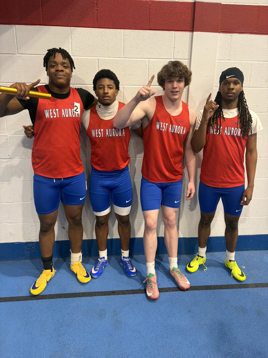 West Aurora Boys T&F tweet media