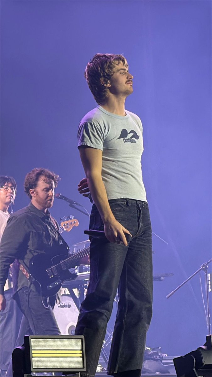 ash || SEEING DJO ⊹ . ݁ ⟡ ݁ . tweet media