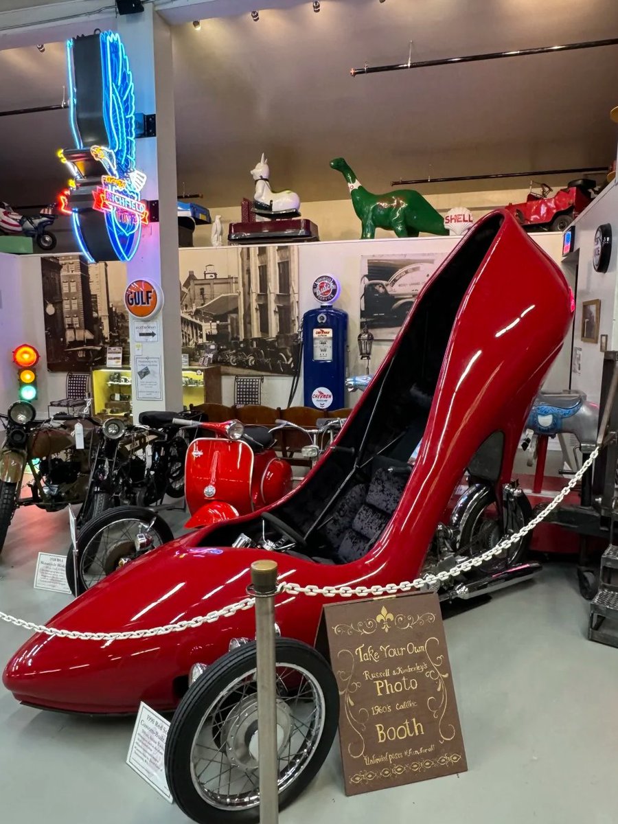 Red high heels😆