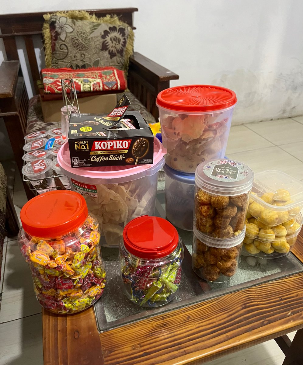 ionn🐬 tweet media