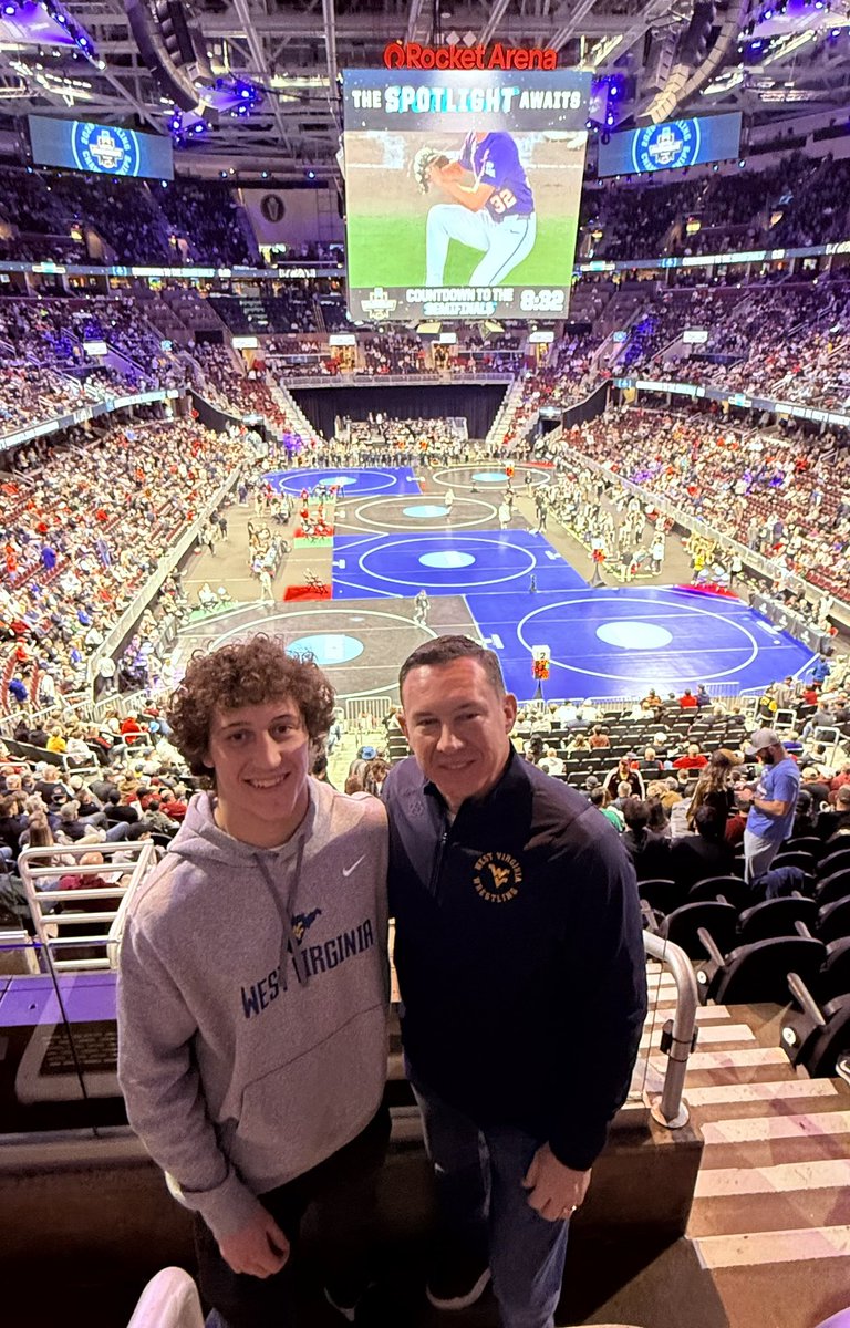 FsVitale's tweet photo. Let’s Go! @WVUWrestling @NCAAWrestling https://t.co/P4O2bbpvvK
