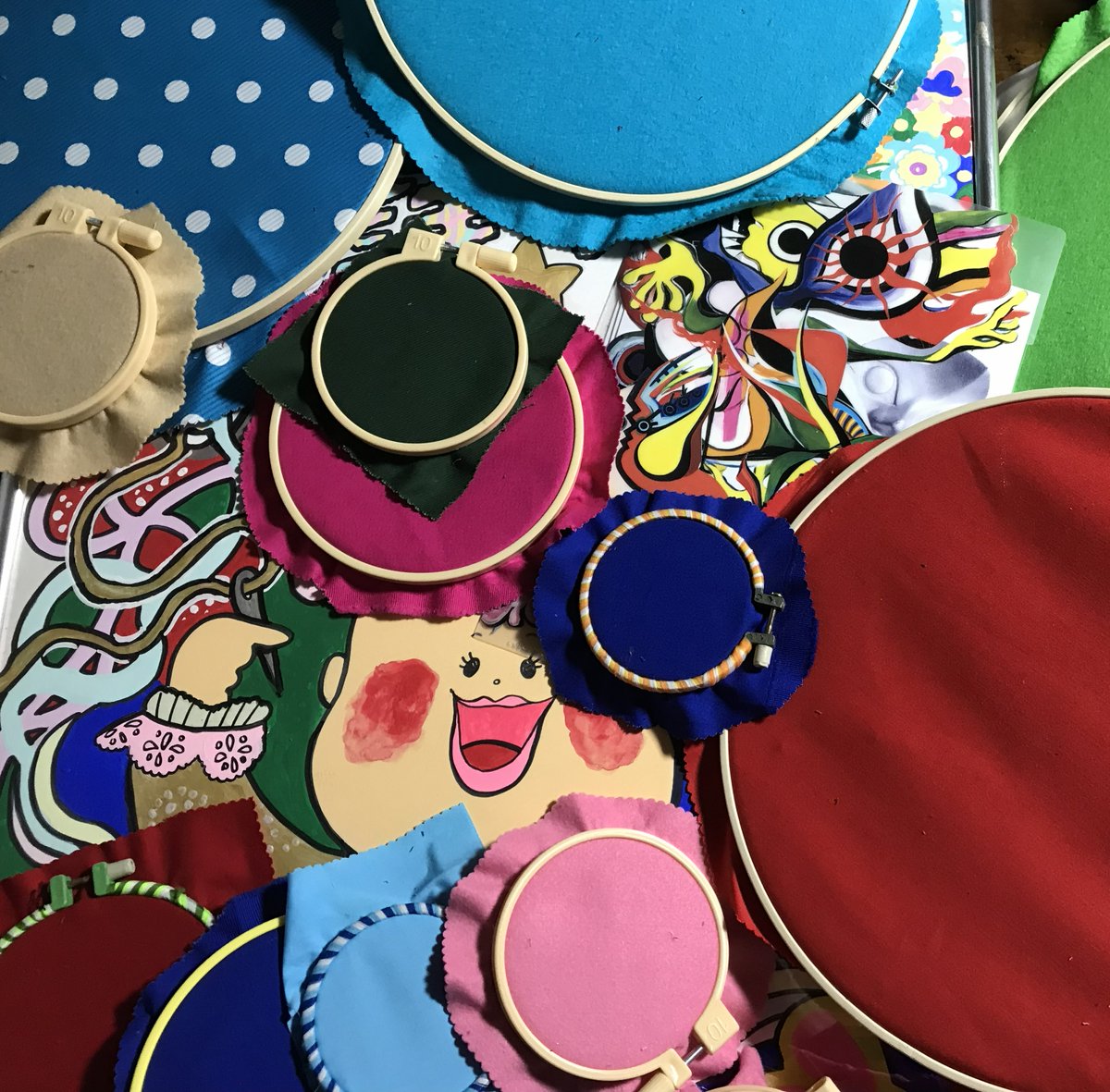 刺繍家☆吉元れい花☆3/22（日）岡本太郎美術館TAROマルシェ☆楽繍会 tweet media