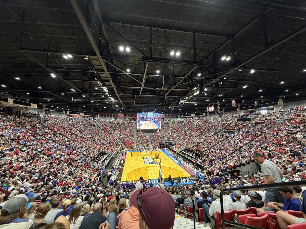 Charley 🔥🧊🔥 tweet media