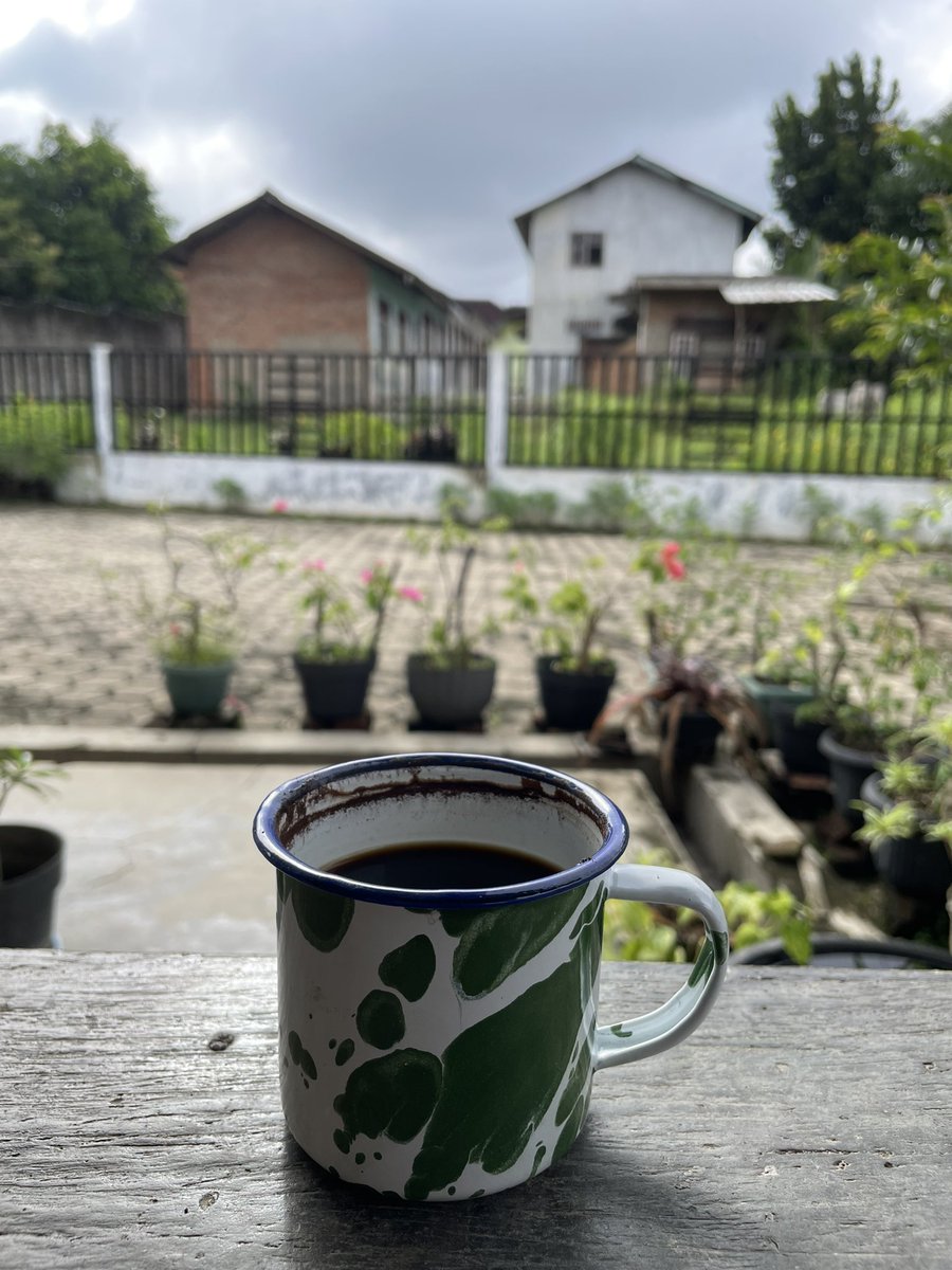 fajrin herris gembel tweet media