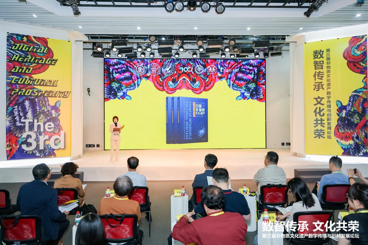 Courtney tweet media