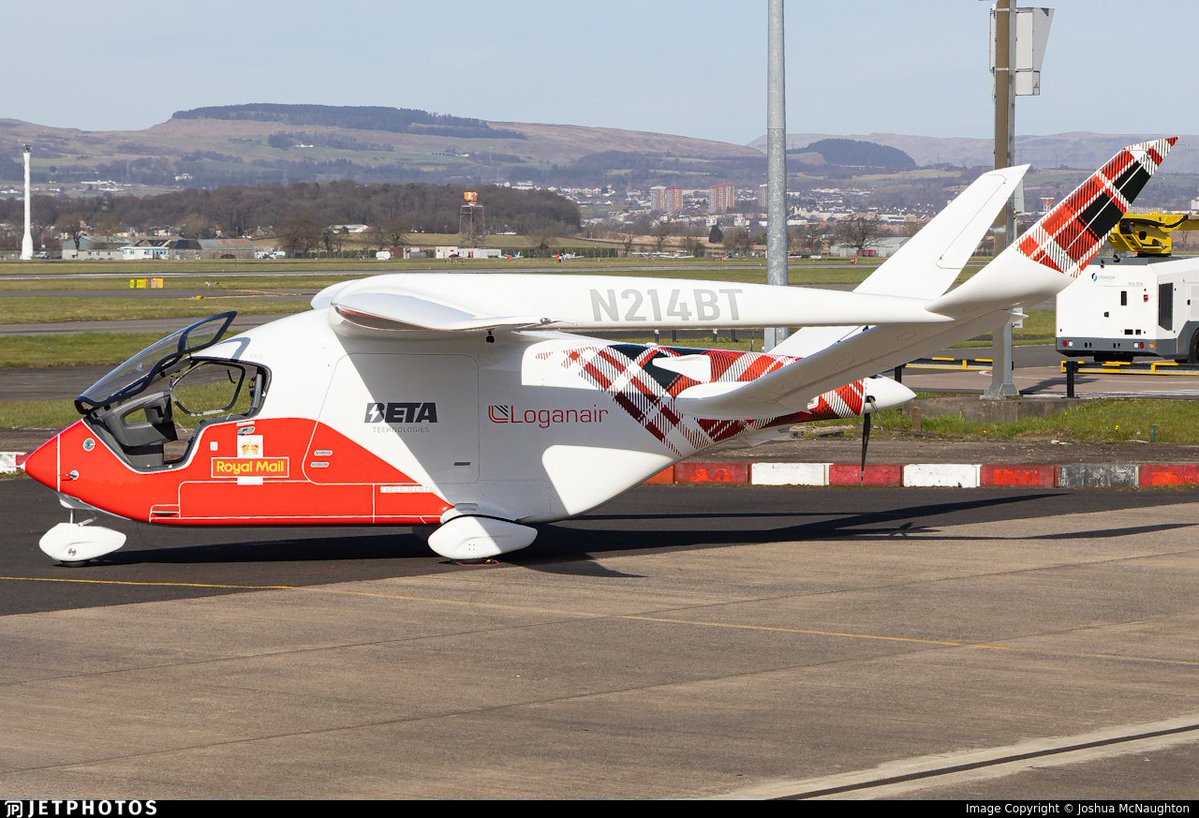 JetPhotos tweet media