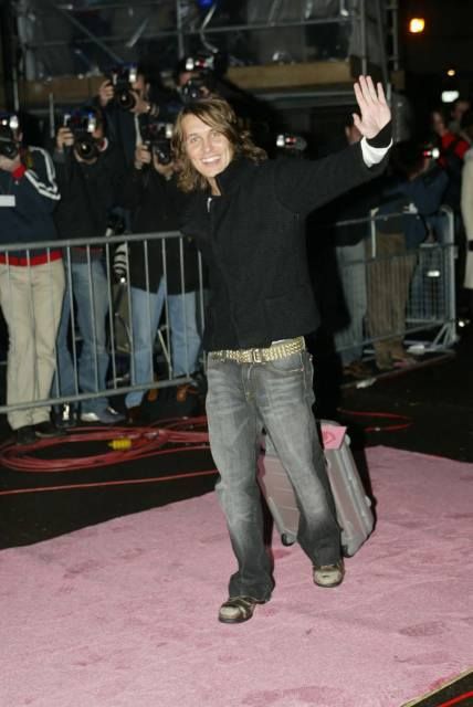 gary barlow’s budgie smugglers tweet media