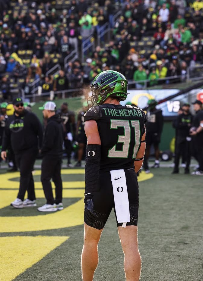 Quay L.Jones🦅 #FlyEaglesFly SBLIX CHAMPIONS!! tweet media