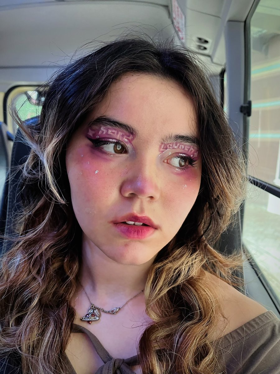 xar / remy ★·°. tweet media