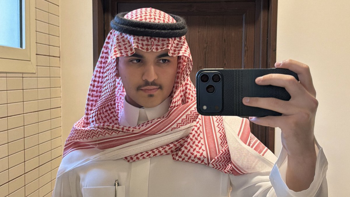 Omar Abdulaziz tweet media