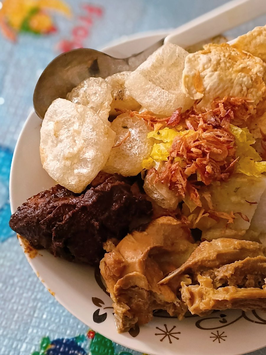 𝑲𝒊𝒕𝒕𝒐. tweet media