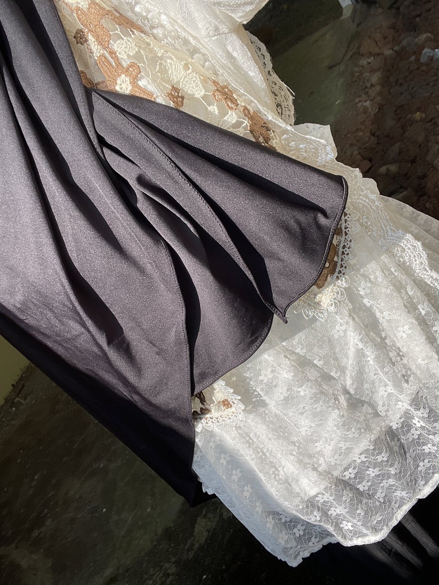 aya lanyholic tweet media