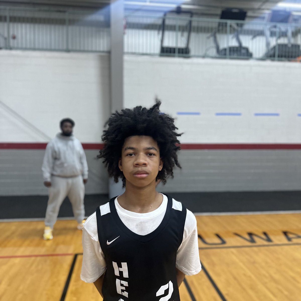 HoopSeen tweet media