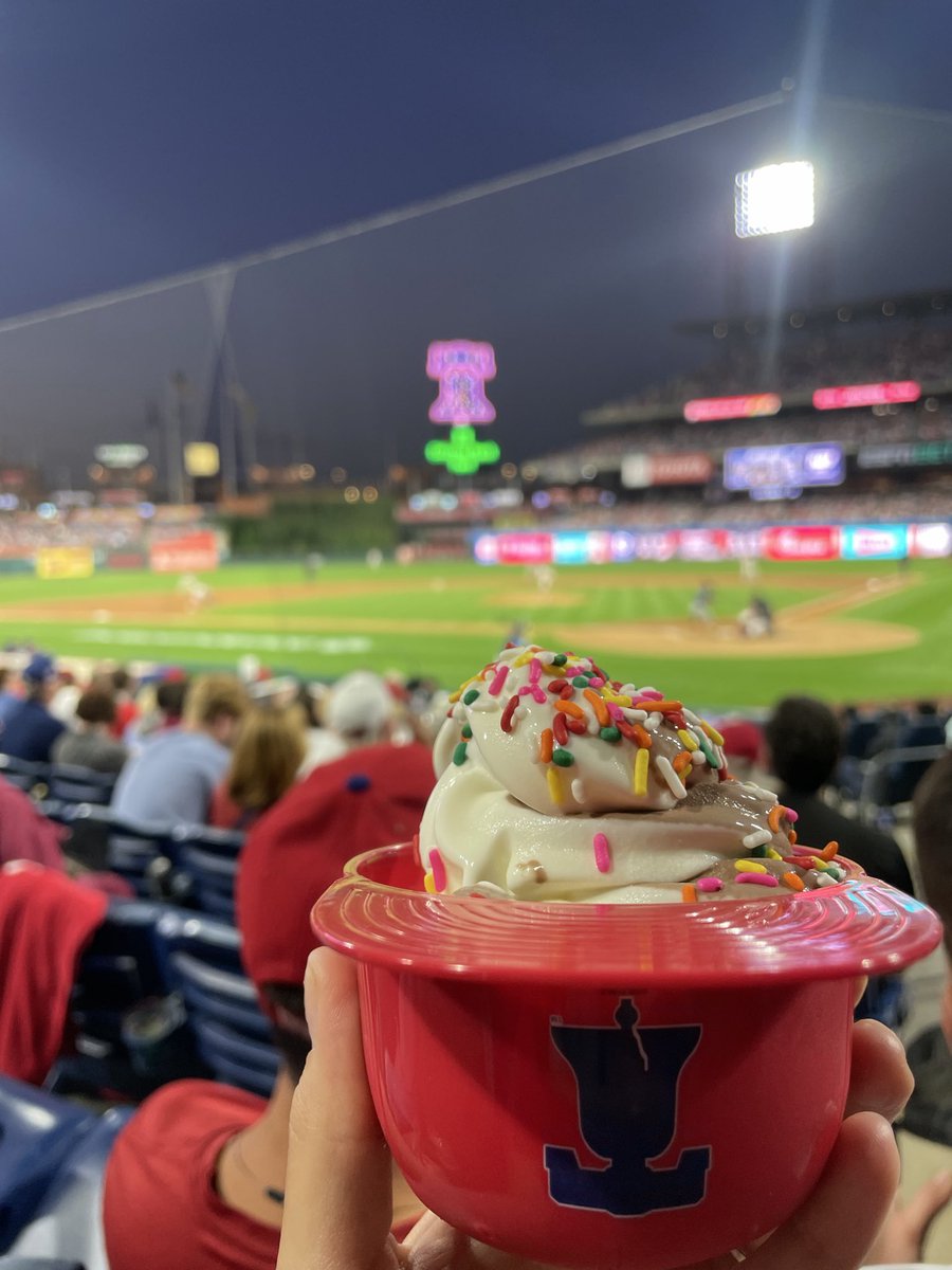 feeldaBRIze's tweet photo. i think this helps make up my mind of the age old @RuthlessPodcast question of planning your last meal on earth…. mine might be ballpark hot dog and helmet ice cream (twist with rainbow sprinkles, chocolate jimmies as alternate) https://t.co/9iGE3TqRFz