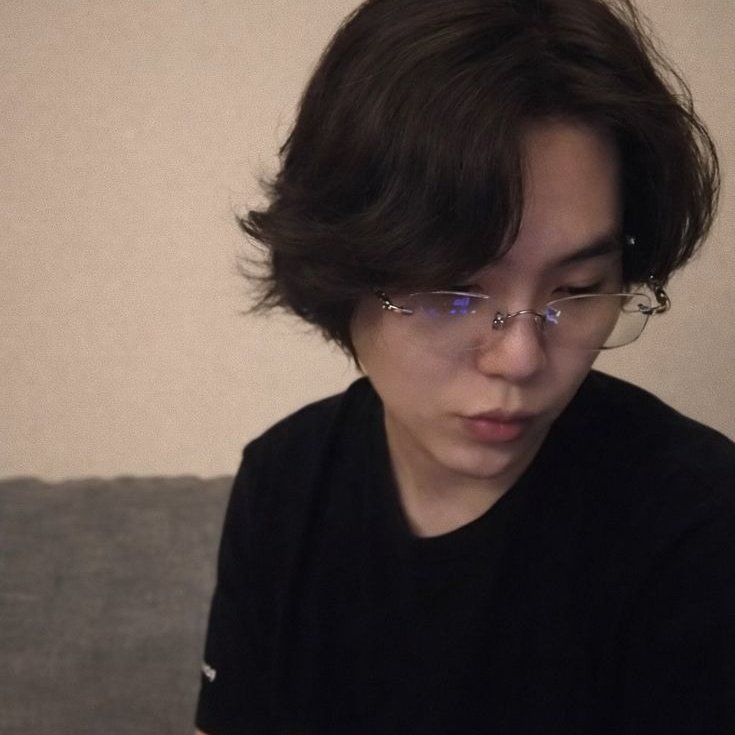 luzz 🇺🇾 | 7th year 𖤐 yoongiteamo | sevEN ⊙⊝⊜ tweet media