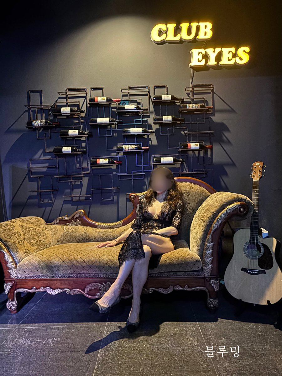 블루밍부부 tweet media