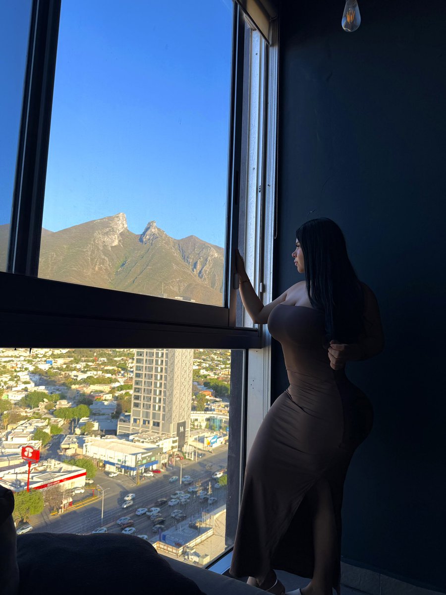 MeraryRegiA's tweet photo. Que bonitas montañas ⛰️🩷 https://t.co/0sG8ZIaEoI