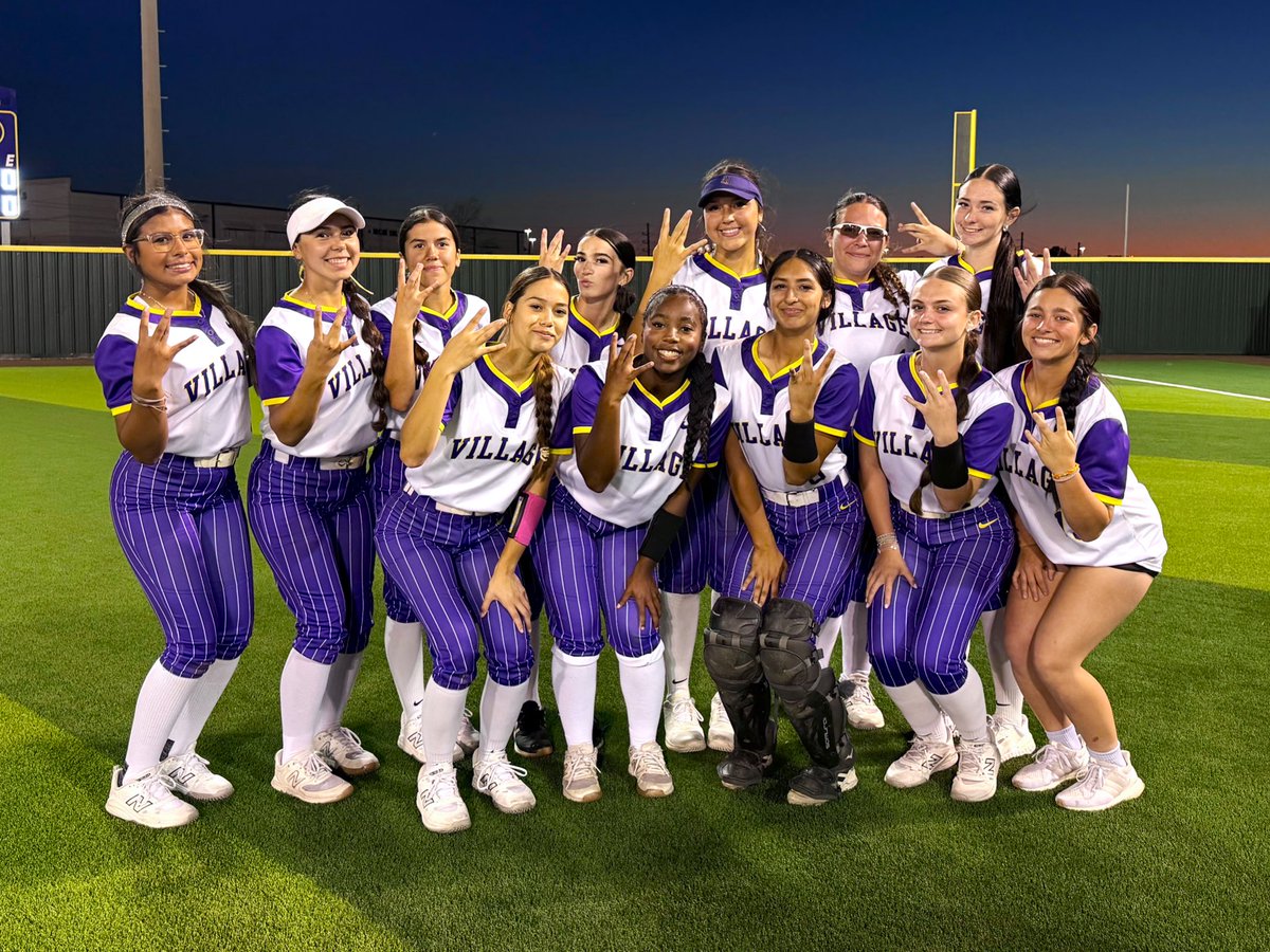 Jersey Village Softball tweet media