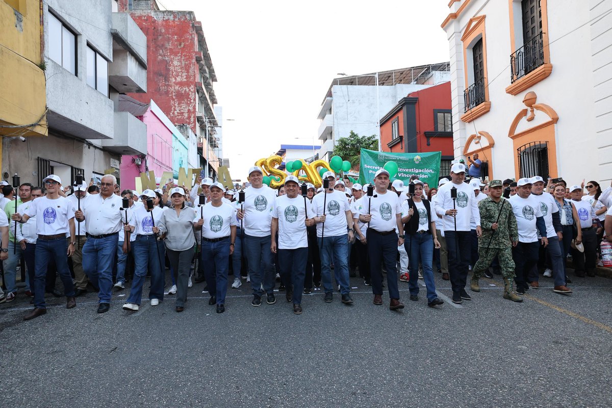TabascoJavier's tweet photo. Nos dio mucho gusto compartir con las juventudes tabasqueñas el Gallo Universitario, en el marco de los festejos Juaristas 2026, que organiza nuestra máxima casa de estudios, la @UJAT. Gracias al Rector Guillermo Narváez Osorio, por la invitación para ser parte de esta gran expresión popular de las y los estudiantes universitarios.

Refrendamos nuestro compromiso de seguir apoyando el derecho a la educación de todas y todos.