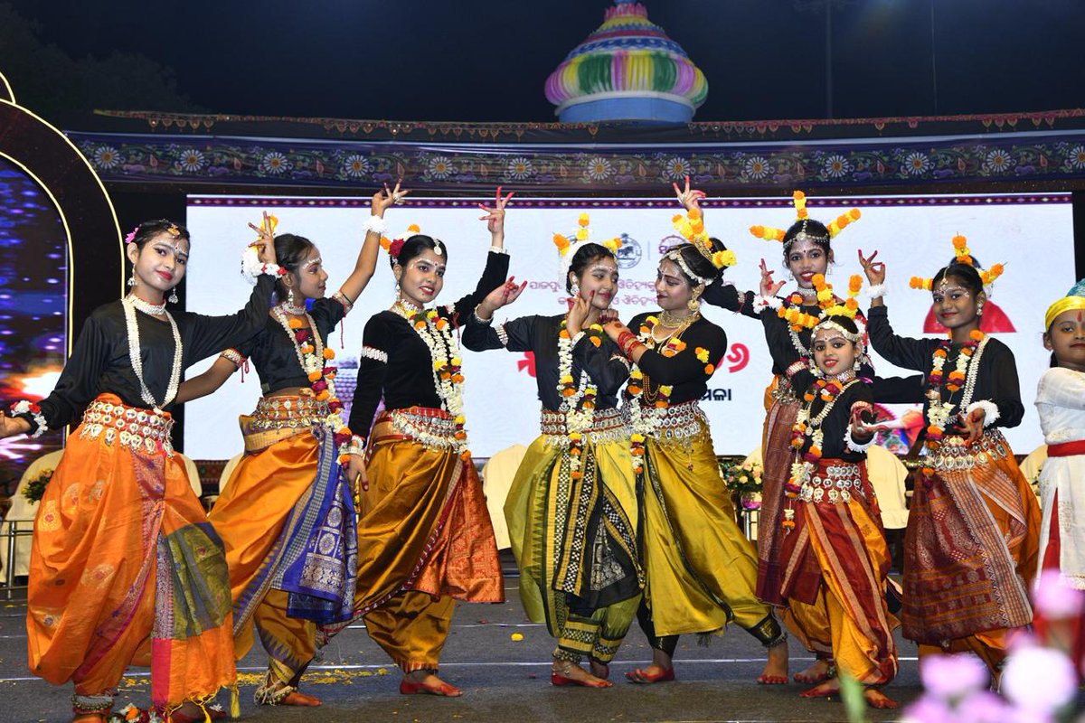 Collector & DM, Jajpur tweet media