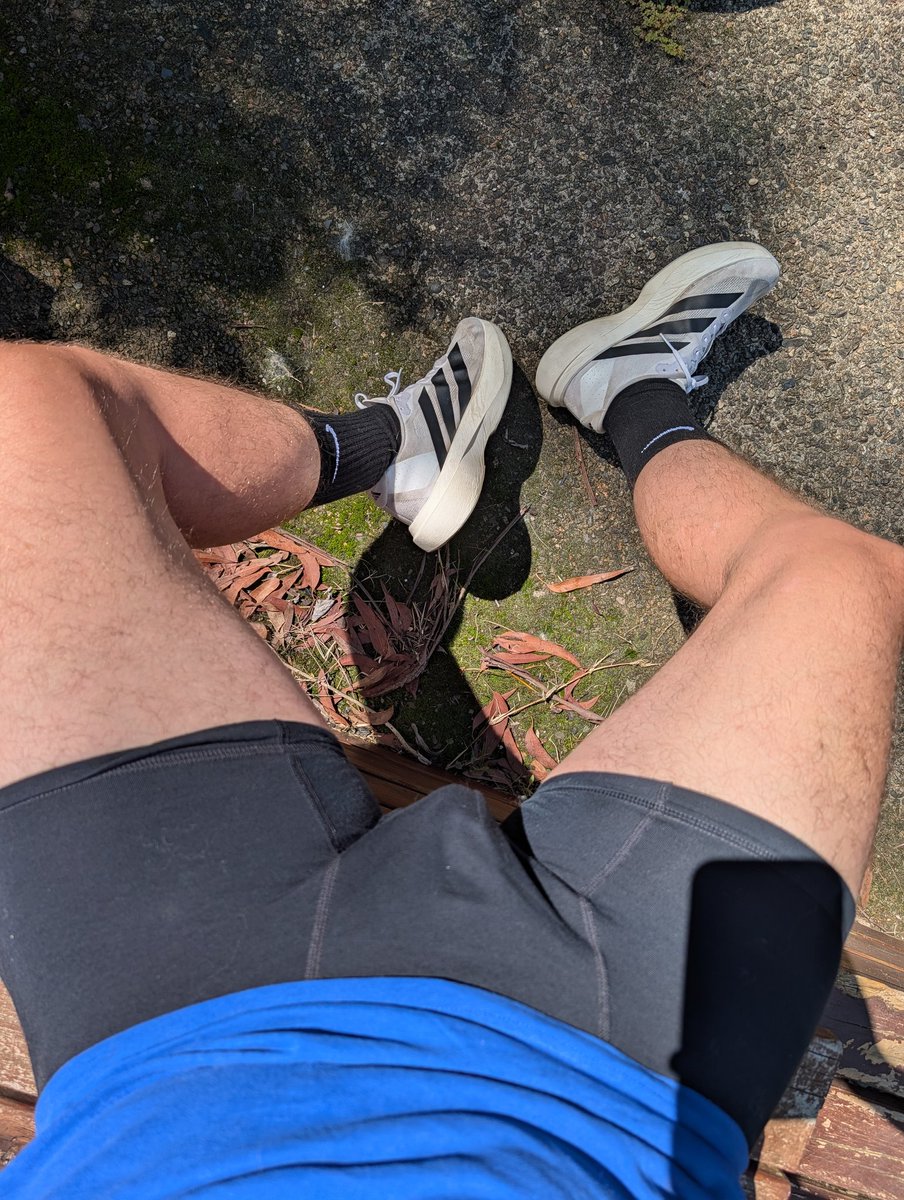 Aussie Clint tweet media