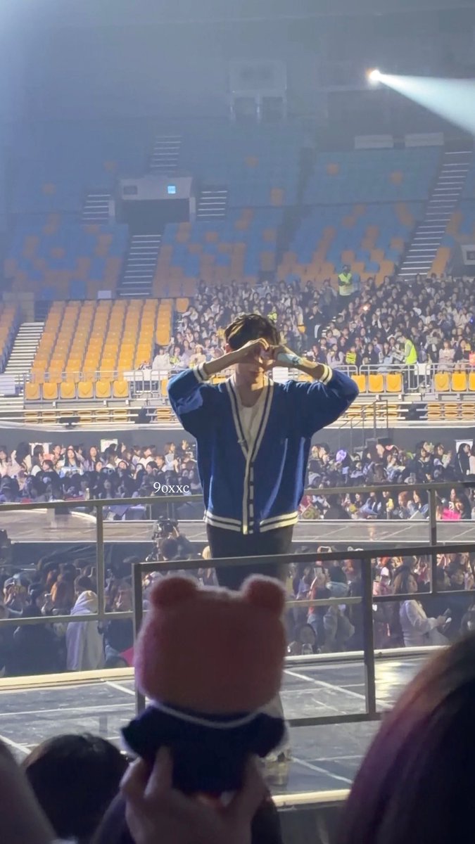 ໒꒱· ﾟ tweet media