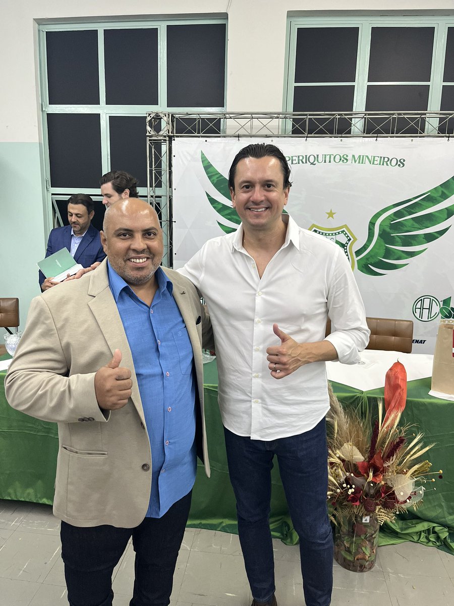 MarcosCleay's tweet photo. Palestra do ex presidente do Cruzeiro,Sérgio https://t.co/Fs8LE1LsIH saf ‘s vem com força,no Brasil https://t.co/xbimnfAXOE