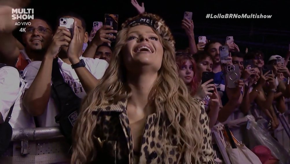 sboficial's tweet photo. 🚨 Luísa Sonza será algemada por Sabrina Carpenter no #LollaBR. https://t.co/SDSuCSmtfU
